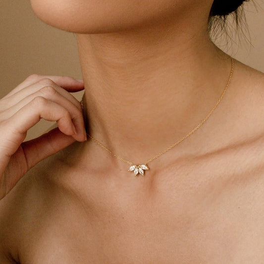 Rhinestone Leaf Necklace For Women Fashion Minority Design